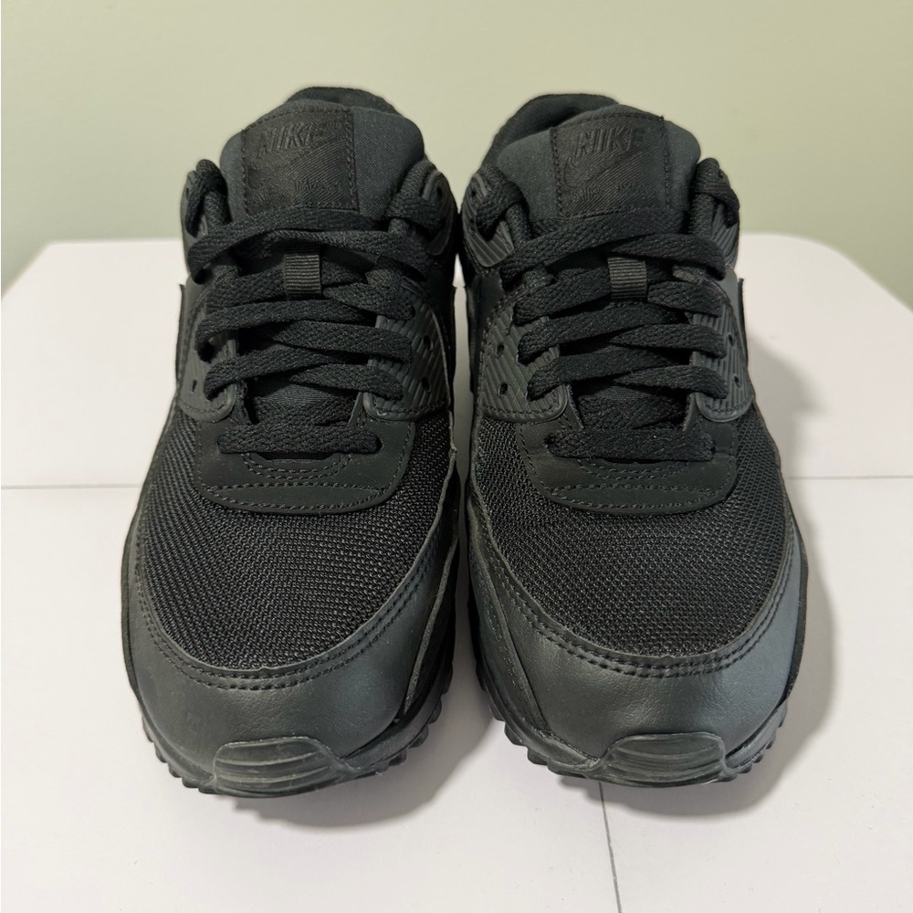 Nike Air Max 90 Black Triple Black Size 8 NO BOX